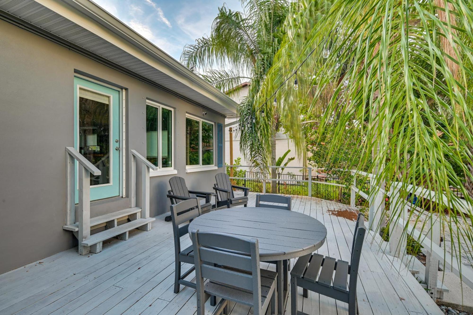 Pet-Friendly Waterfront Home - 2 Mi To Beach! Tarpon Springs Zewnętrze zdjęcie