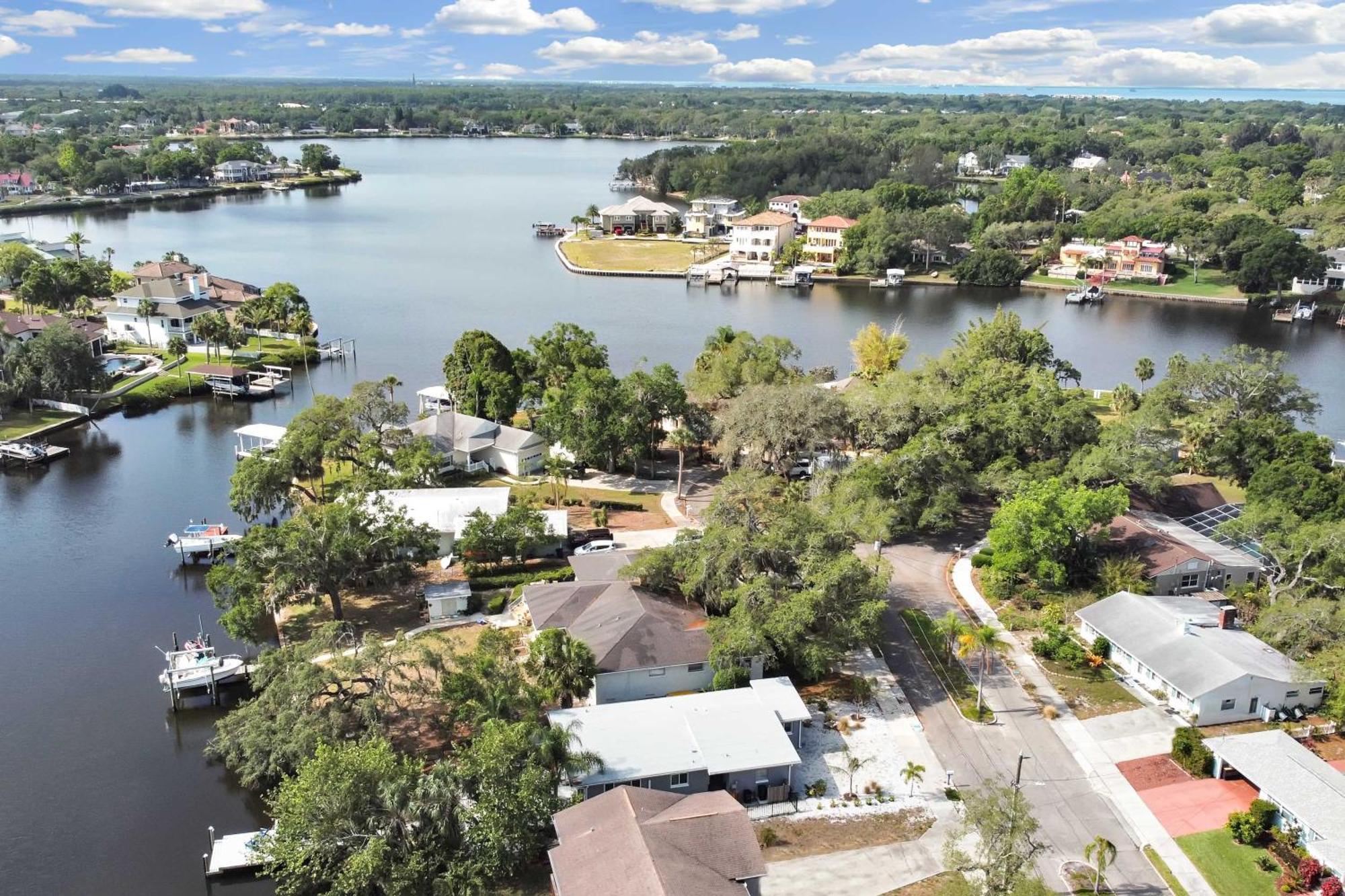 Pet-Friendly Waterfront Home - 2 Mi To Beach! Tarpon Springs Zewnętrze zdjęcie